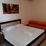 Ksamil Apartments *