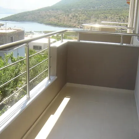 Ksamil Apartments