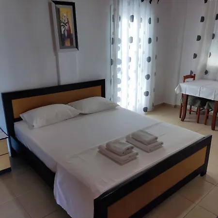Ksamil Apartments *