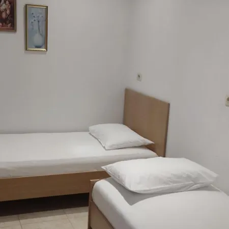 Lägenhet Ksamil Apartments *