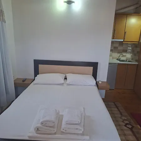 Ksamil Apartments アパート クサミル