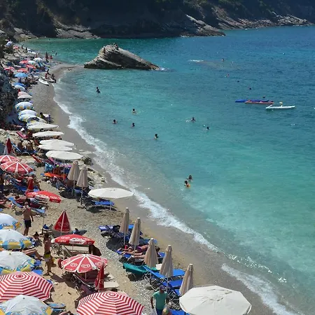 Ksamil Apartments * Ksamil