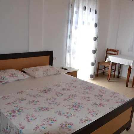 Ksamil Apartments アパート クサミル