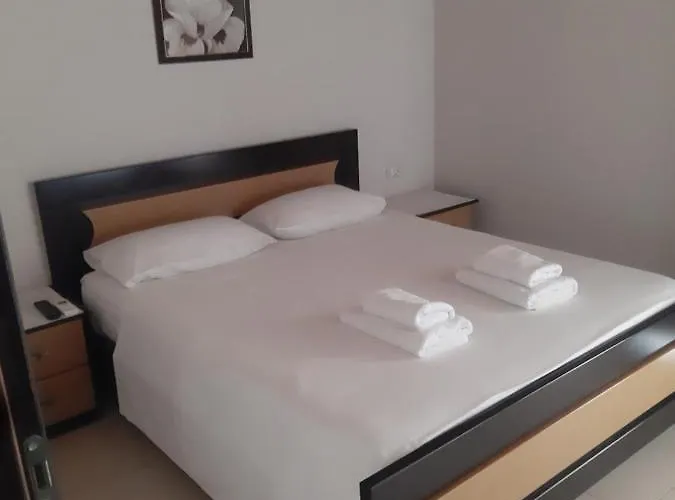 Ksamil Apartments 公寓 *