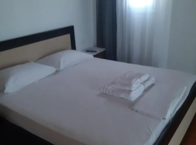 Ksamil Apartments 公寓