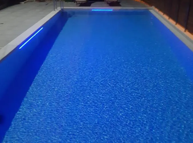 Ksamil Apartments 公寓 *